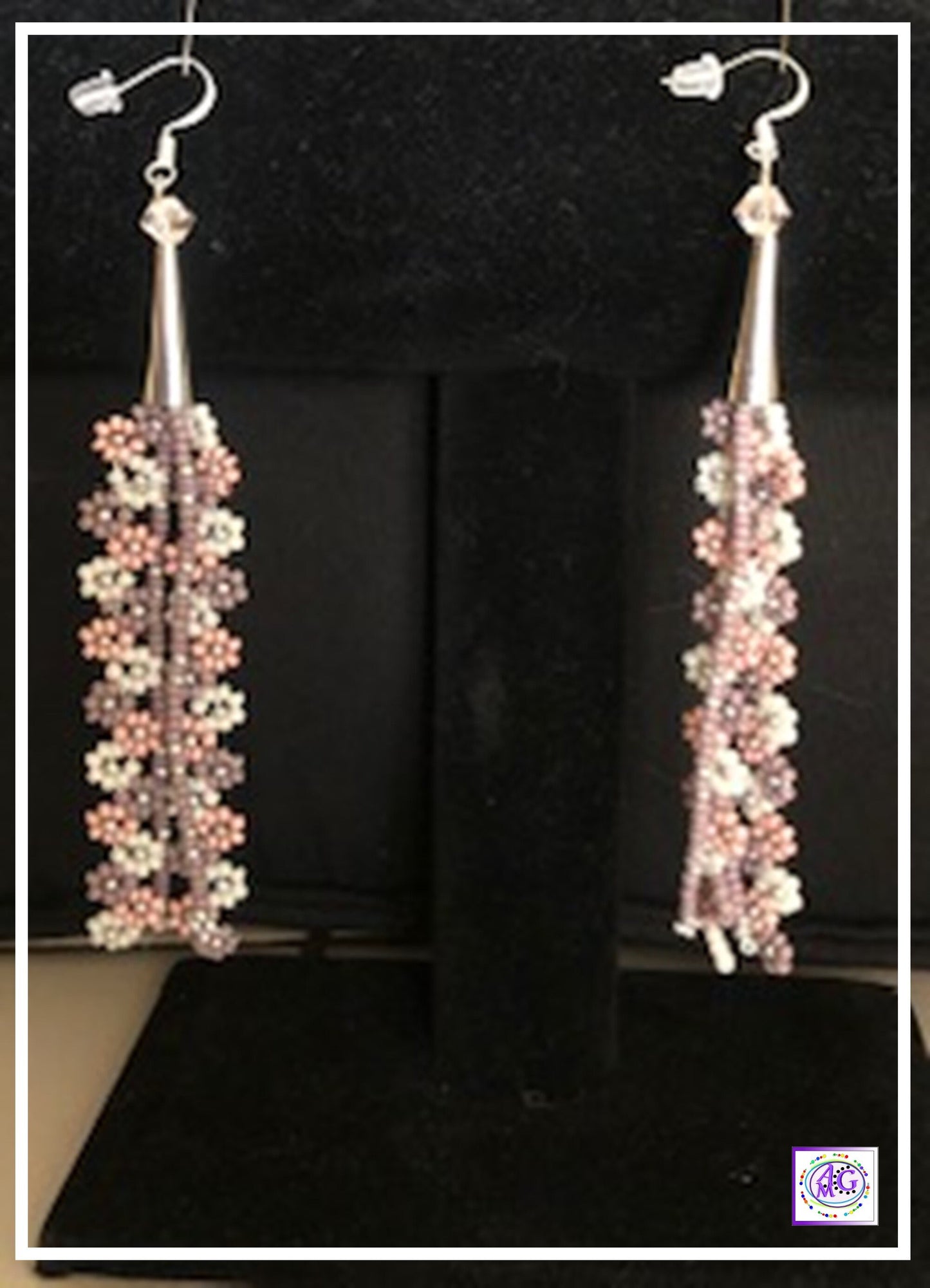 Mauve Beaded Daisy Flower Earrings