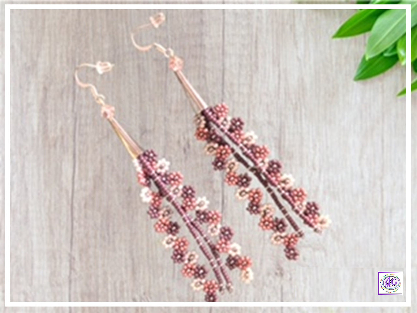 Mauve Beaded Daisy Flower Earrings